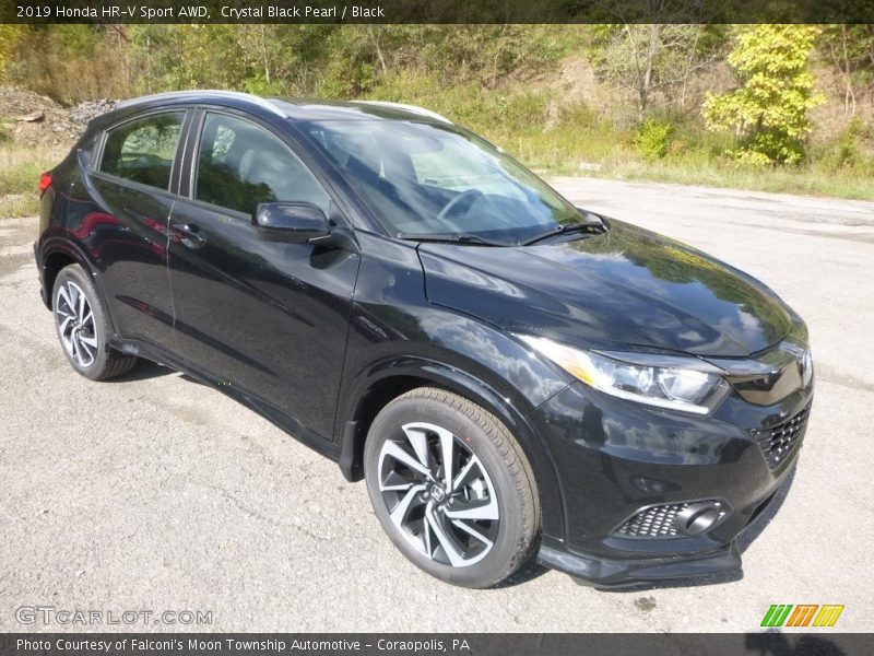 Front 3/4 View of 2019 HR-V Sport AWD