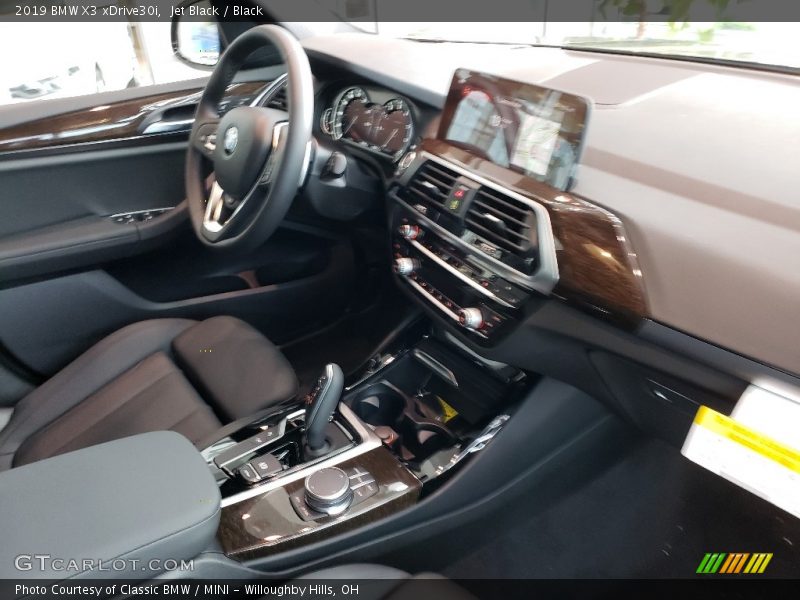 Jet Black / Black 2019 BMW X3 xDrive30i