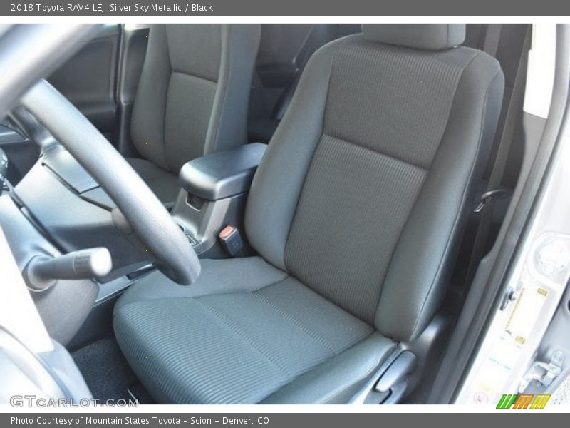Silver Sky Metallic / Black 2018 Toyota RAV4 LE