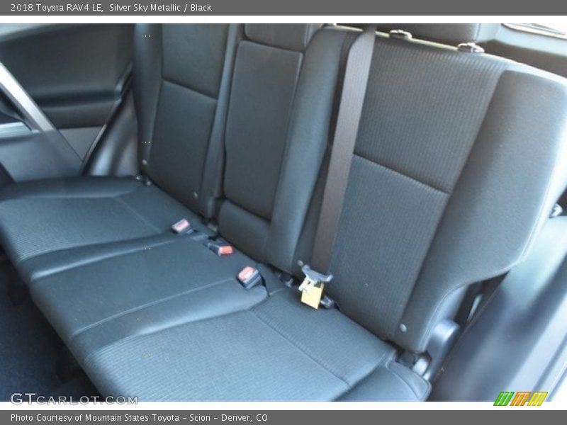 Silver Sky Metallic / Black 2018 Toyota RAV4 LE