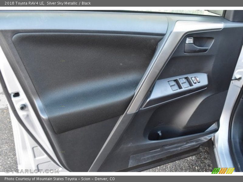 Silver Sky Metallic / Black 2018 Toyota RAV4 LE