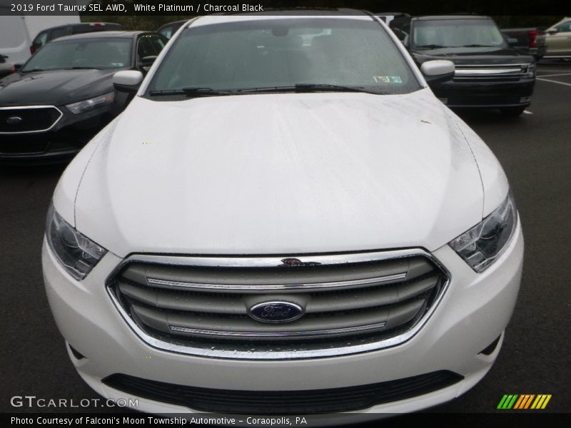 White Platinum / Charcoal Black 2019 Ford Taurus SEL AWD