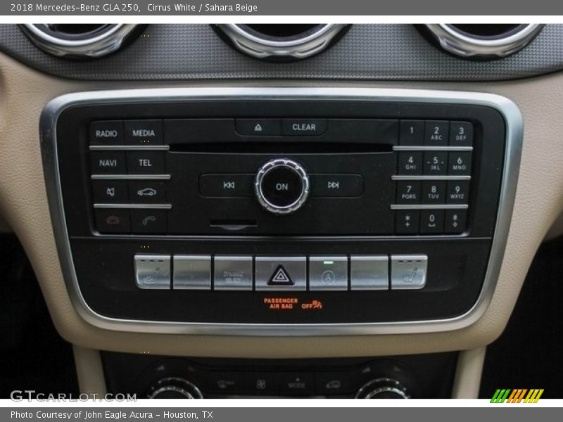 Cirrus White / Sahara Beige 2018 Mercedes-Benz GLA 250