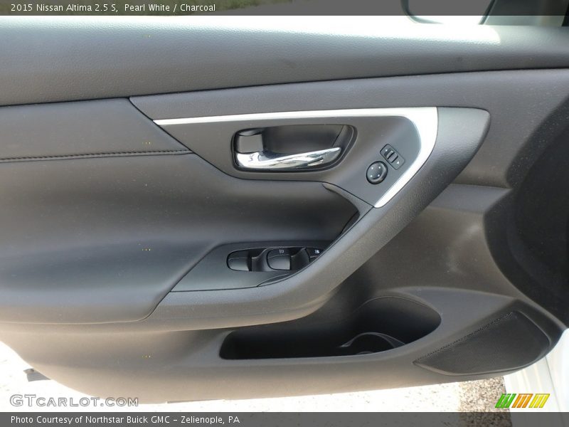 Pearl White / Charcoal 2015 Nissan Altima 2.5 S