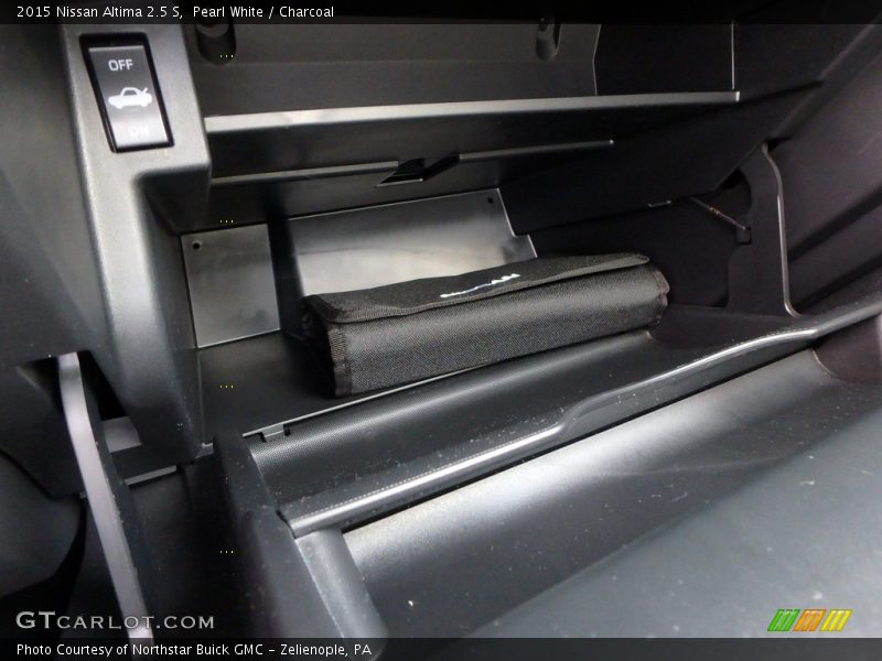 Pearl White / Charcoal 2015 Nissan Altima 2.5 S