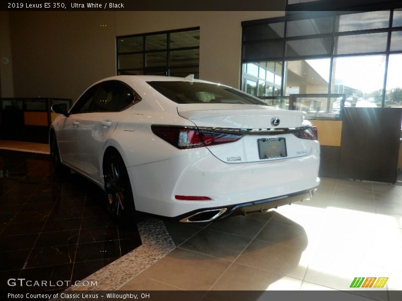 Ultra White / Black 2019 Lexus ES 350