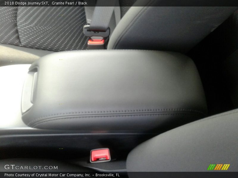 Granite Pearl / Black 2018 Dodge Journey SXT