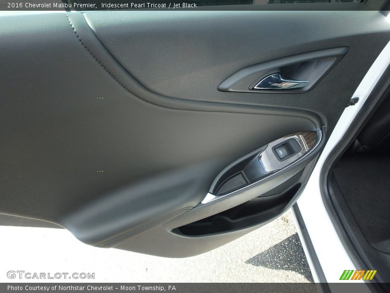 Iridescent Pearl Tricoat / Jet Black 2016 Chevrolet Malibu Premier