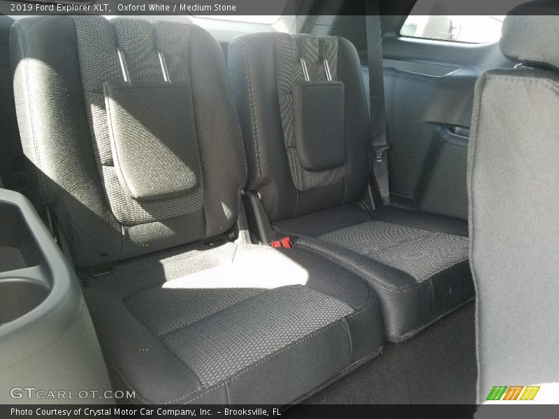Oxford White / Medium Stone 2019 Ford Explorer XLT