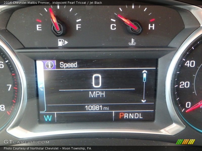 Iridescent Pearl Tricoat / Jet Black 2016 Chevrolet Malibu Premier