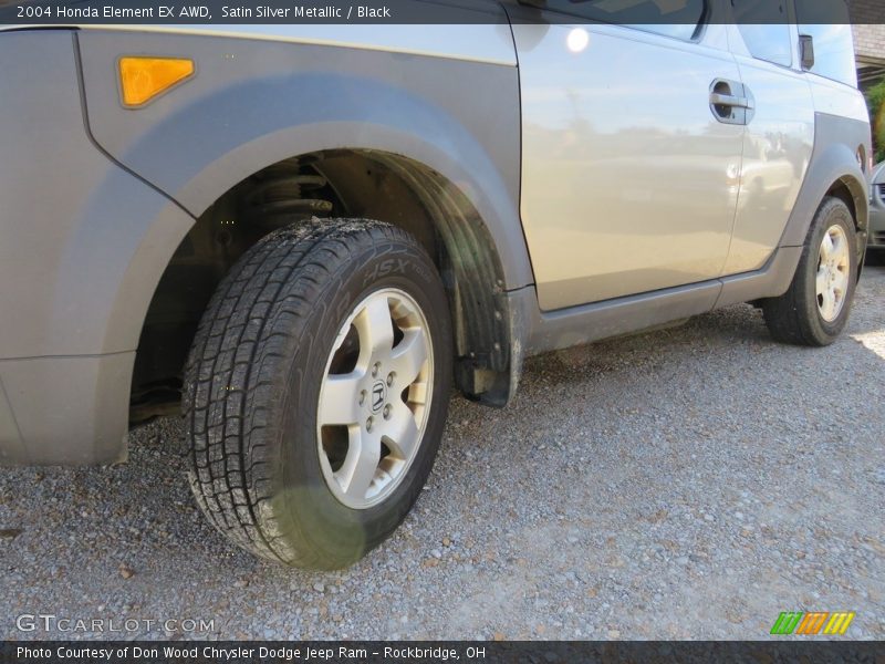 Satin Silver Metallic / Black 2004 Honda Element EX AWD
