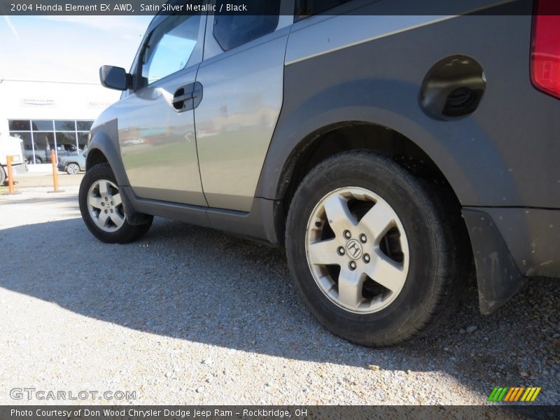 Satin Silver Metallic / Black 2004 Honda Element EX AWD