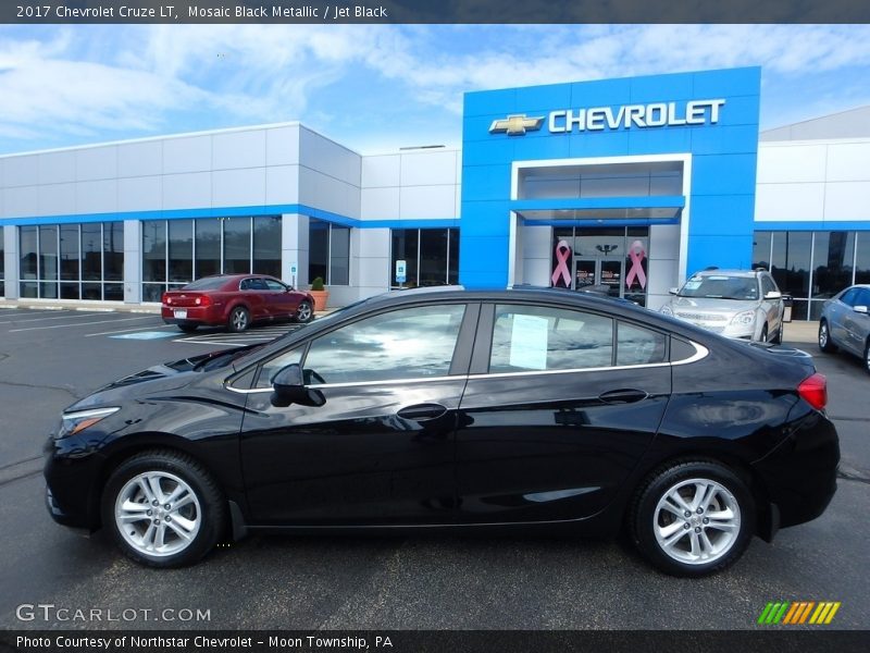 Mosaic Black Metallic / Jet Black 2017 Chevrolet Cruze LT