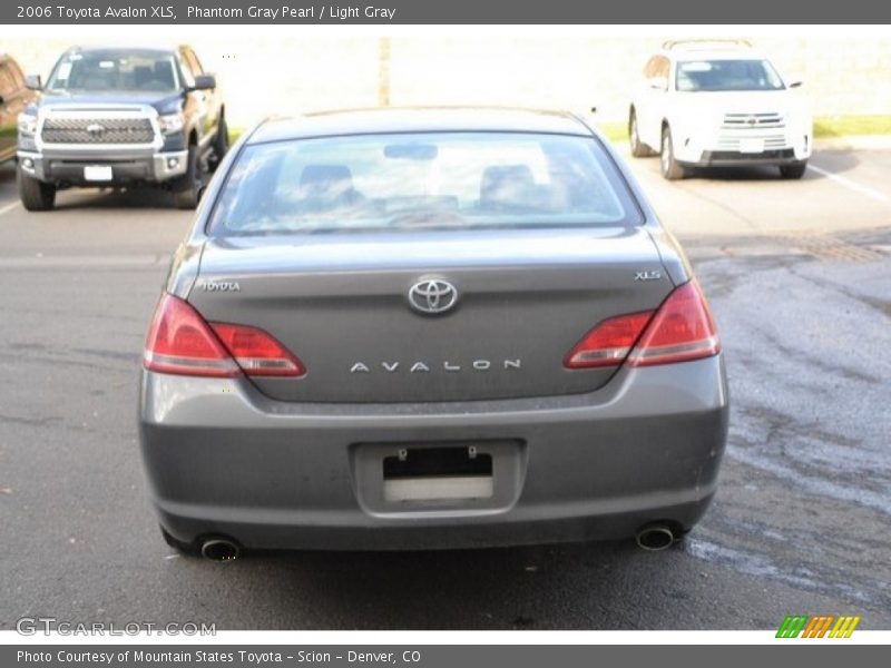 Phantom Gray Pearl / Light Gray 2006 Toyota Avalon XLS