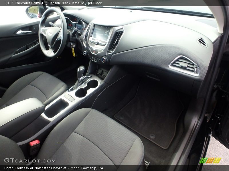 Mosaic Black Metallic / Jet Black 2017 Chevrolet Cruze LT
