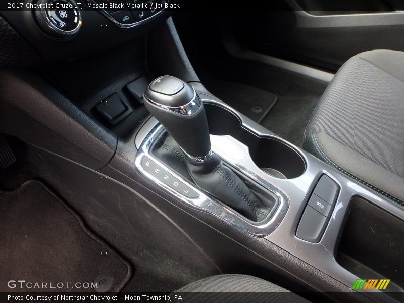 Mosaic Black Metallic / Jet Black 2017 Chevrolet Cruze LT