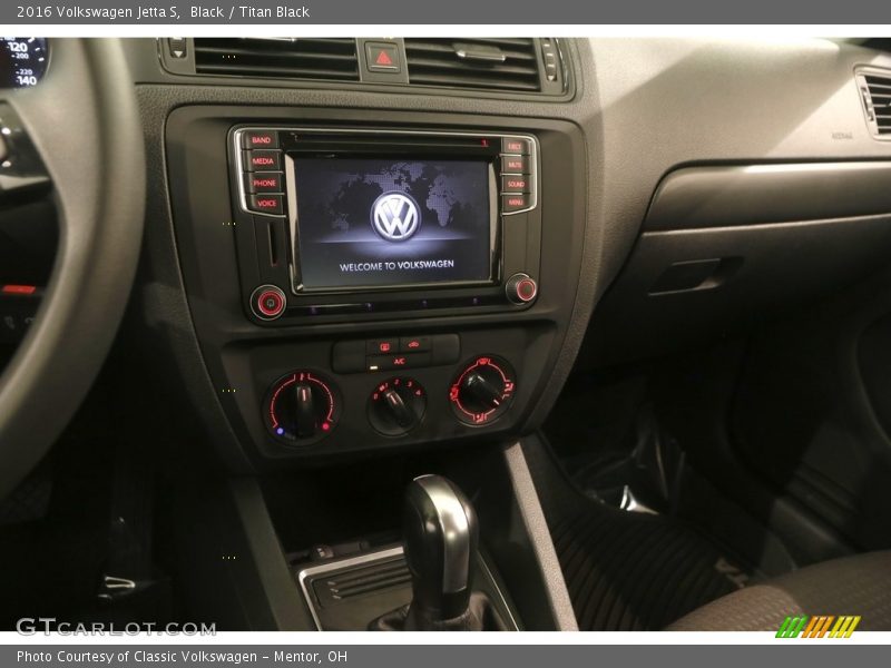 Black / Titan Black 2016 Volkswagen Jetta S