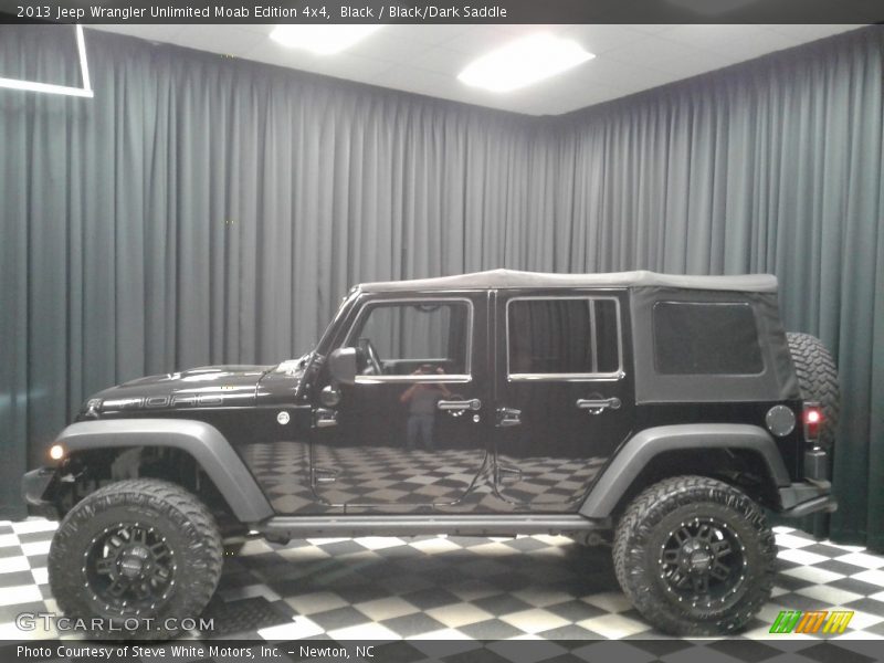Black / Black/Dark Saddle 2013 Jeep Wrangler Unlimited Moab Edition 4x4