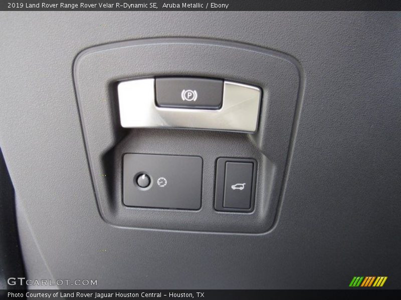 Aruba Metallic / Ebony 2019 Land Rover Range Rover Velar R-Dynamic SE