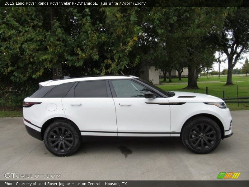 2019 Range Rover Velar R-Dynamic SE Fuji White