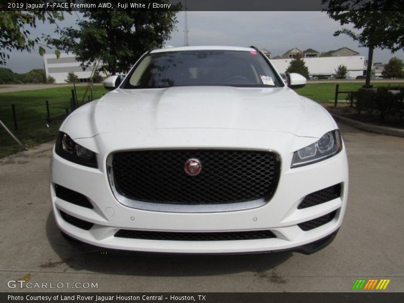Fuji White / Ebony 2019 Jaguar F-PACE Premium AWD