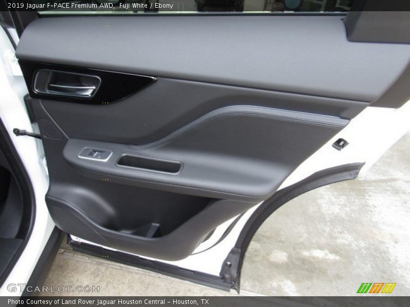 Fuji White / Ebony 2019 Jaguar F-PACE Premium AWD
