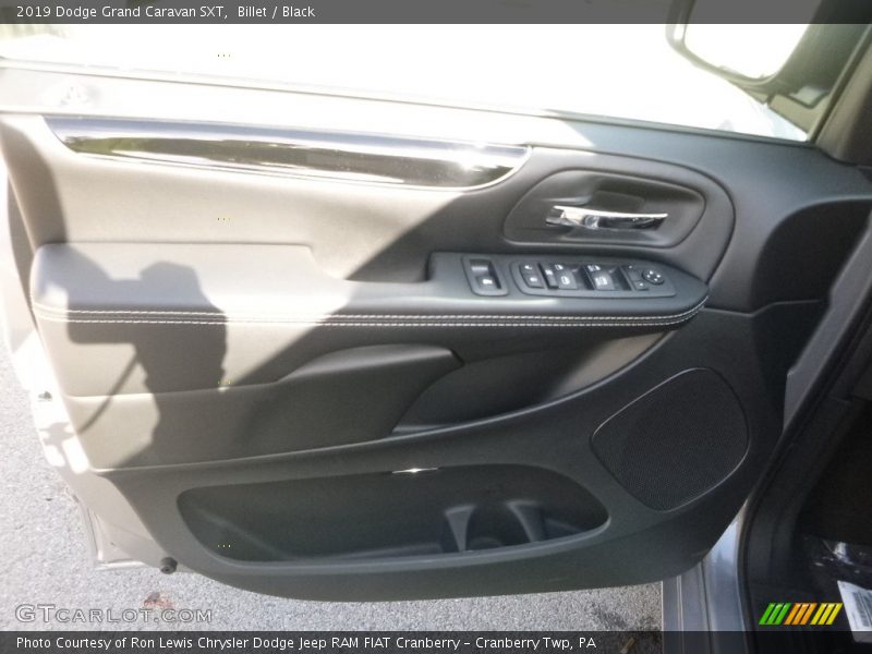 Billet / Black 2019 Dodge Grand Caravan SXT