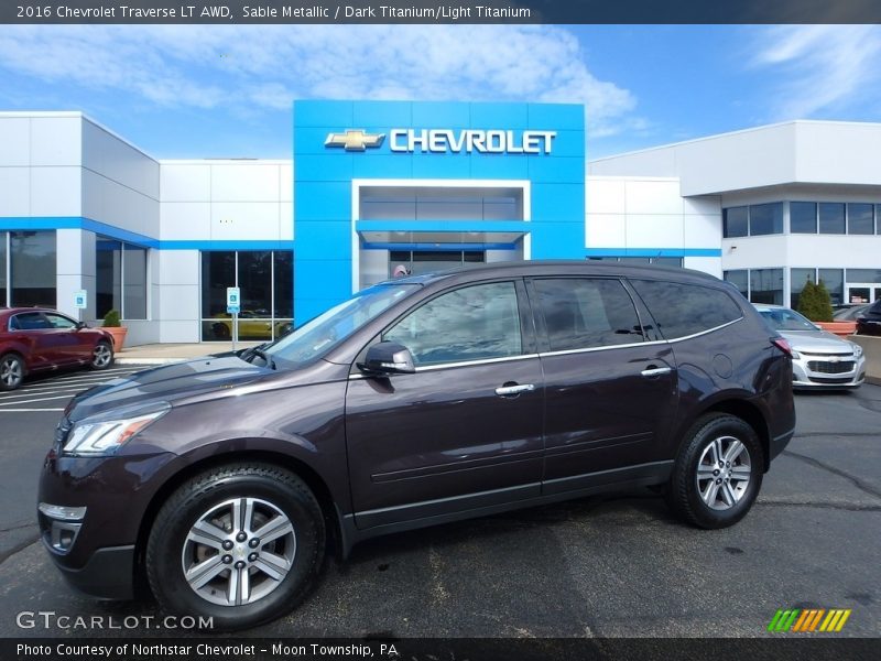 Sable Metallic / Dark Titanium/Light Titanium 2016 Chevrolet Traverse LT AWD