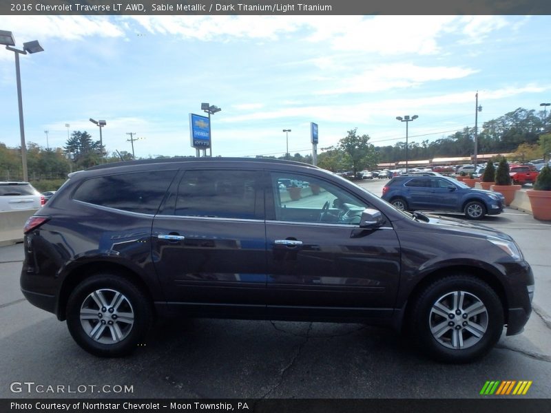 Sable Metallic / Dark Titanium/Light Titanium 2016 Chevrolet Traverse LT AWD