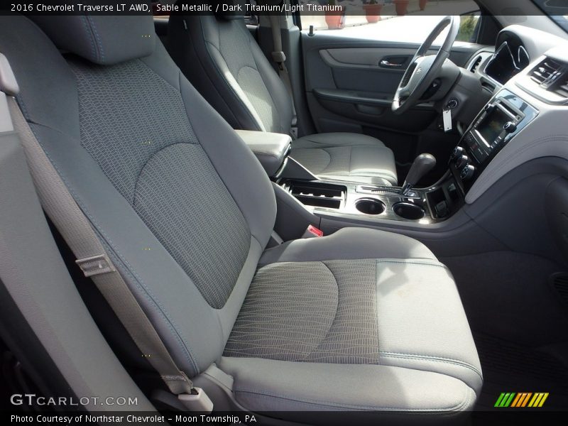 Sable Metallic / Dark Titanium/Light Titanium 2016 Chevrolet Traverse LT AWD