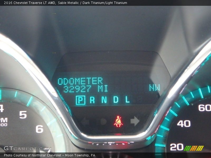 Sable Metallic / Dark Titanium/Light Titanium 2016 Chevrolet Traverse LT AWD