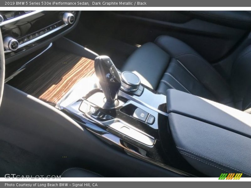 Dark Graphite Metallic / Black 2019 BMW 5 Series 530e iPerformance Sedan