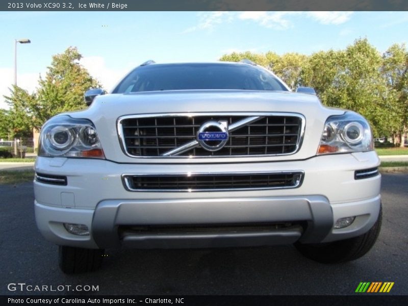 Ice White / Beige 2013 Volvo XC90 3.2