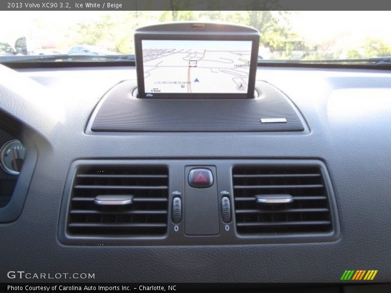 Ice White / Beige 2013 Volvo XC90 3.2