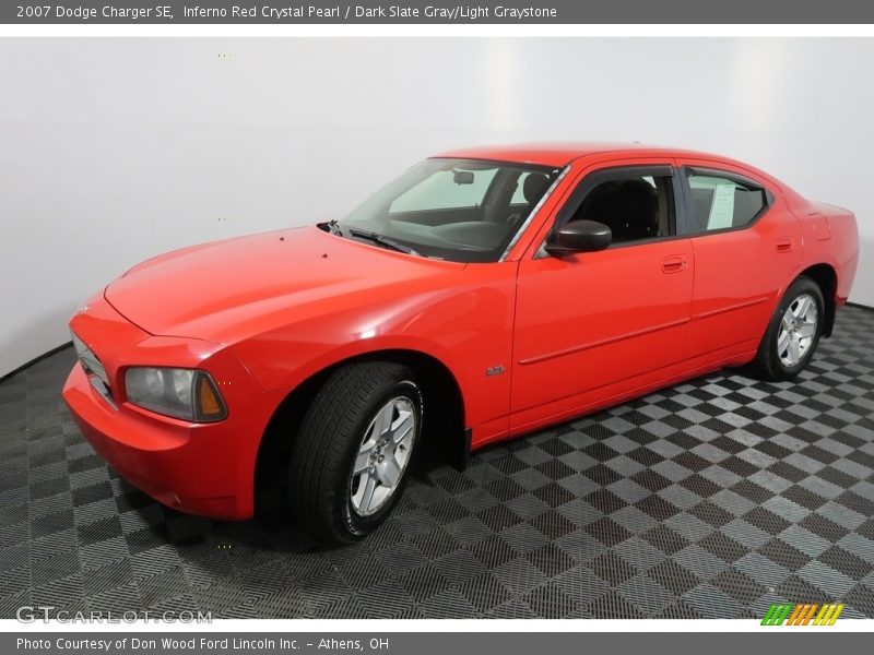 Inferno Red Crystal Pearl / Dark Slate Gray/Light Graystone 2007 Dodge Charger SE