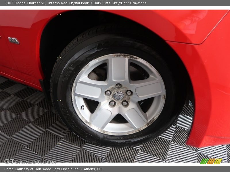 Inferno Red Crystal Pearl / Dark Slate Gray/Light Graystone 2007 Dodge Charger SE