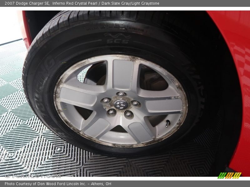 Inferno Red Crystal Pearl / Dark Slate Gray/Light Graystone 2007 Dodge Charger SE