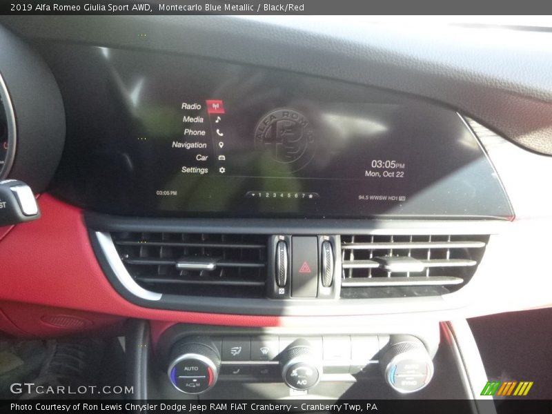 Montecarlo Blue Metallic / Black/Red 2019 Alfa Romeo Giulia Sport AWD