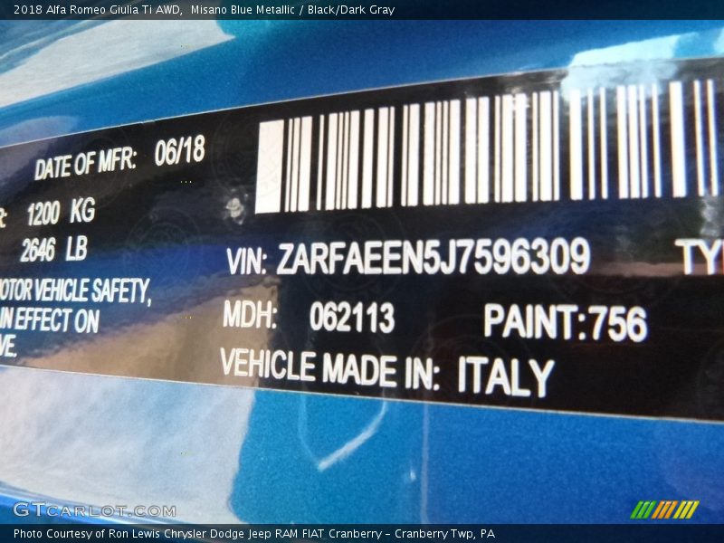 Misano Blue Metallic / Black/Dark Gray 2018 Alfa Romeo Giulia Ti AWD