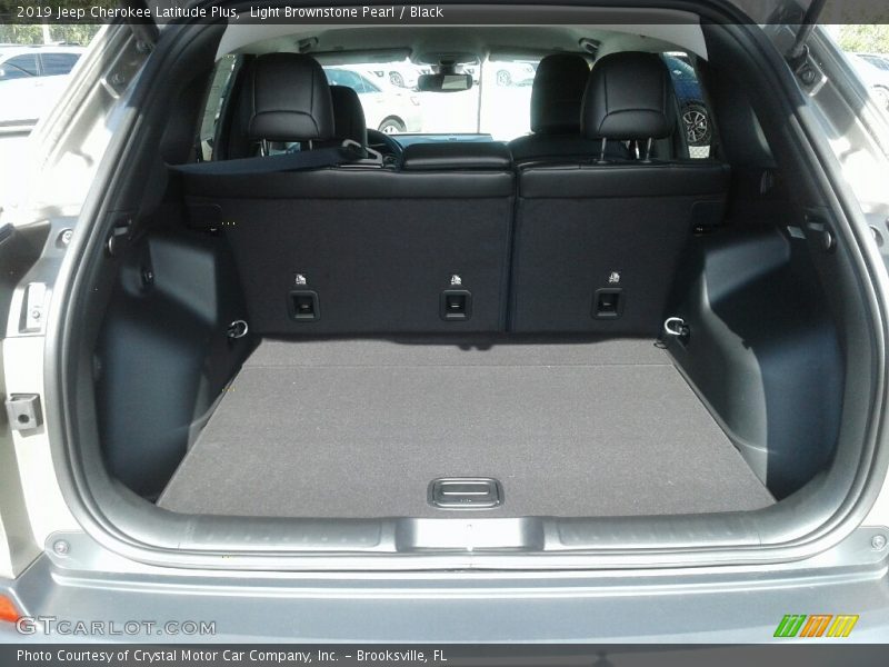 Light Brownstone Pearl / Black 2019 Jeep Cherokee Latitude Plus