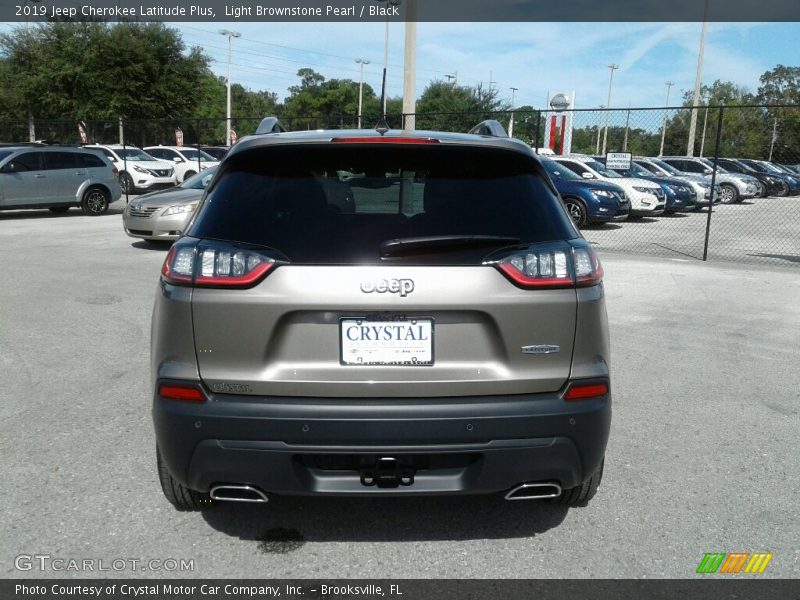 Light Brownstone Pearl / Black 2019 Jeep Cherokee Latitude Plus