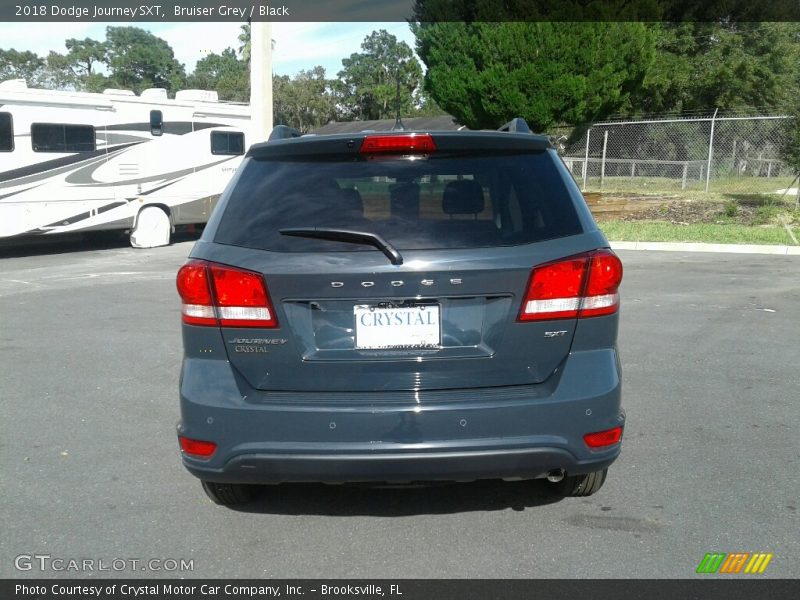 Bruiser Grey / Black 2018 Dodge Journey SXT