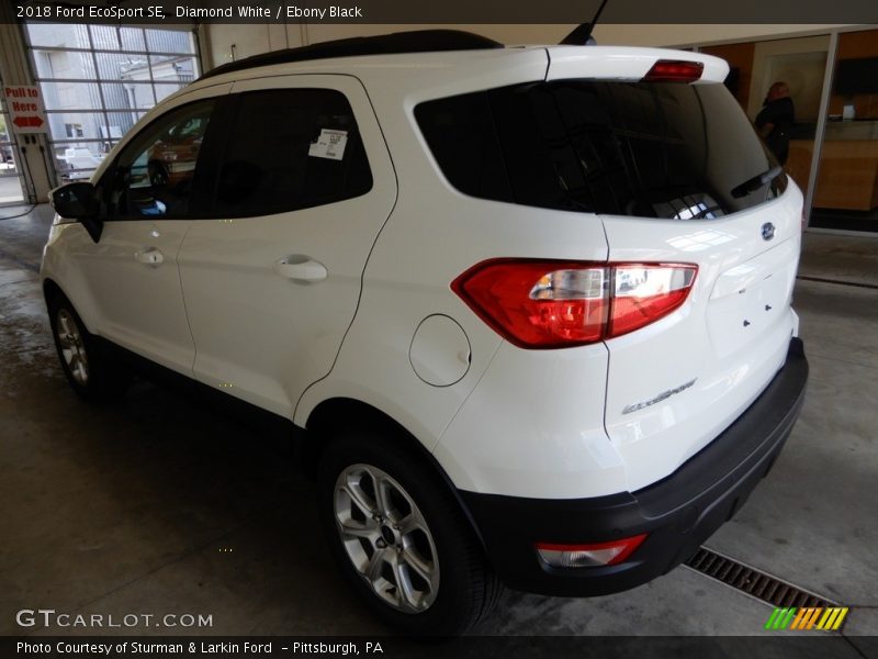 Diamond White / Ebony Black 2018 Ford EcoSport SE