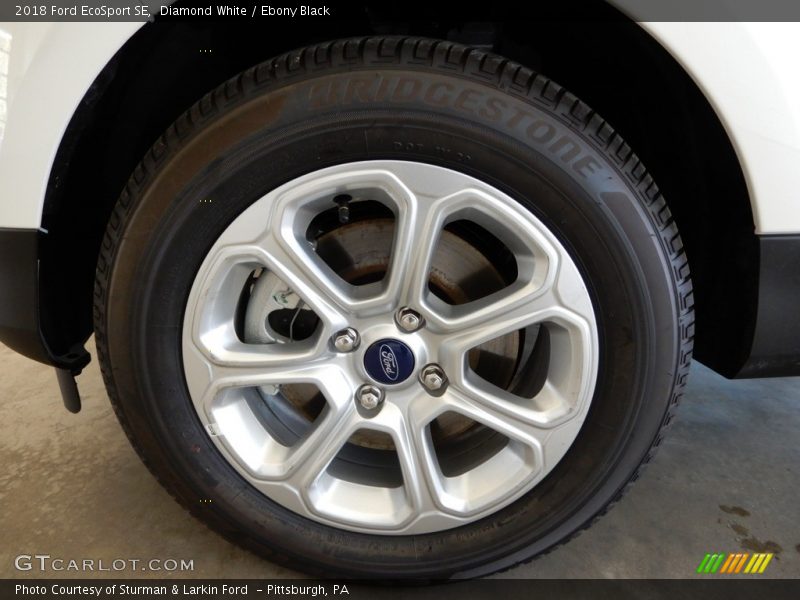 Diamond White / Ebony Black 2018 Ford EcoSport SE