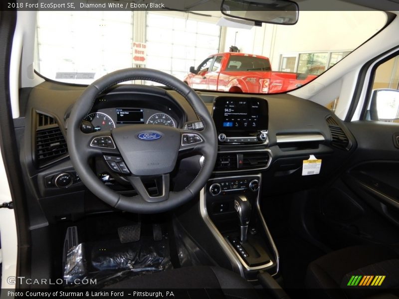 Diamond White / Ebony Black 2018 Ford EcoSport SE