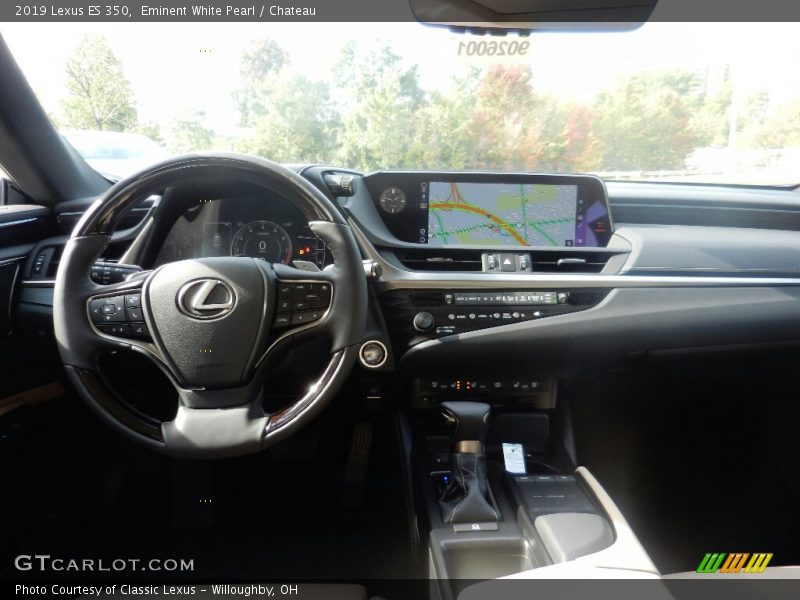 Eminent White Pearl / Chateau 2019 Lexus ES 350