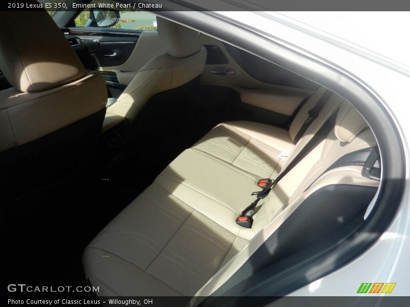 Eminent White Pearl / Chateau 2019 Lexus ES 350