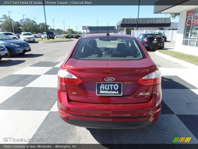 Chrome Copper / Charcoal Black 2017 Ford Fiesta SE Sedan