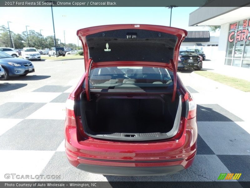 Chrome Copper / Charcoal Black 2017 Ford Fiesta SE Sedan