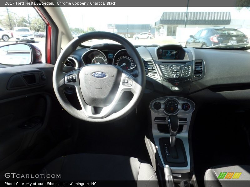 Chrome Copper / Charcoal Black 2017 Ford Fiesta SE Sedan